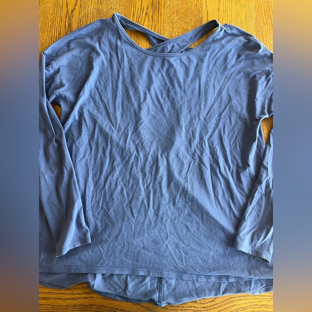 Women's Blue Long Sleeve Top